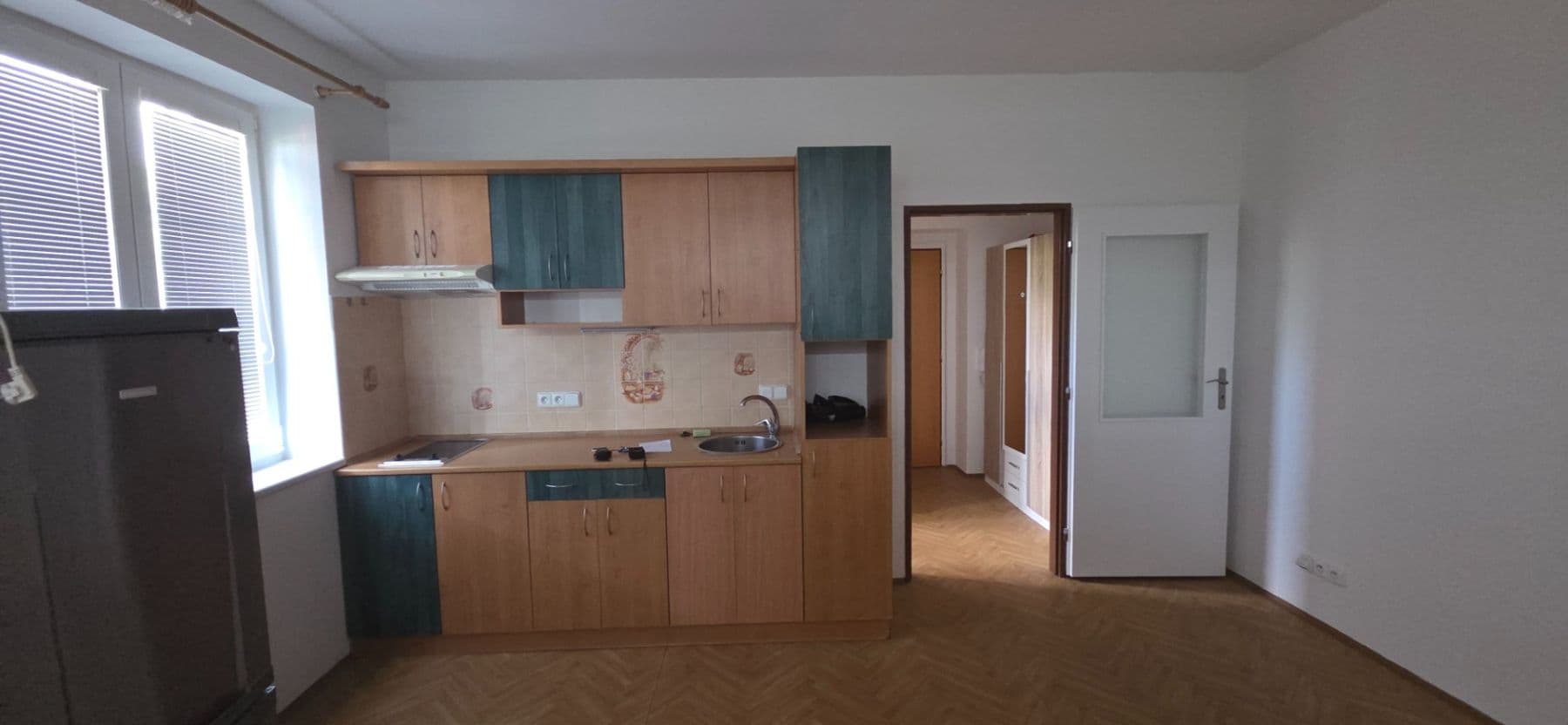 Pronájem bytu 1+kk 31 m², Zborovská, Hradec Králové, Královéhradecký kraj Pronájem bytu 1+kk 31 m², Zborovská, Hradec Králové, Královéhradecký kraj