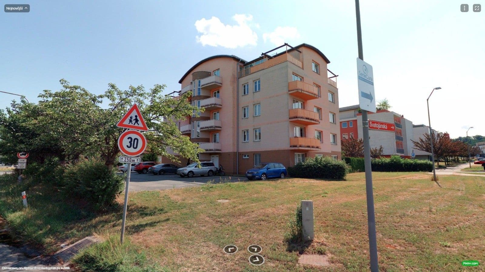 Pronájem bytu 1+kk 31 m², Zborovská, Hradec Králové, Královéhradecký kraj Pronájem bytu 1+kk 31 m², Zborovská, Hradec Králové, Královéhradecký kraj