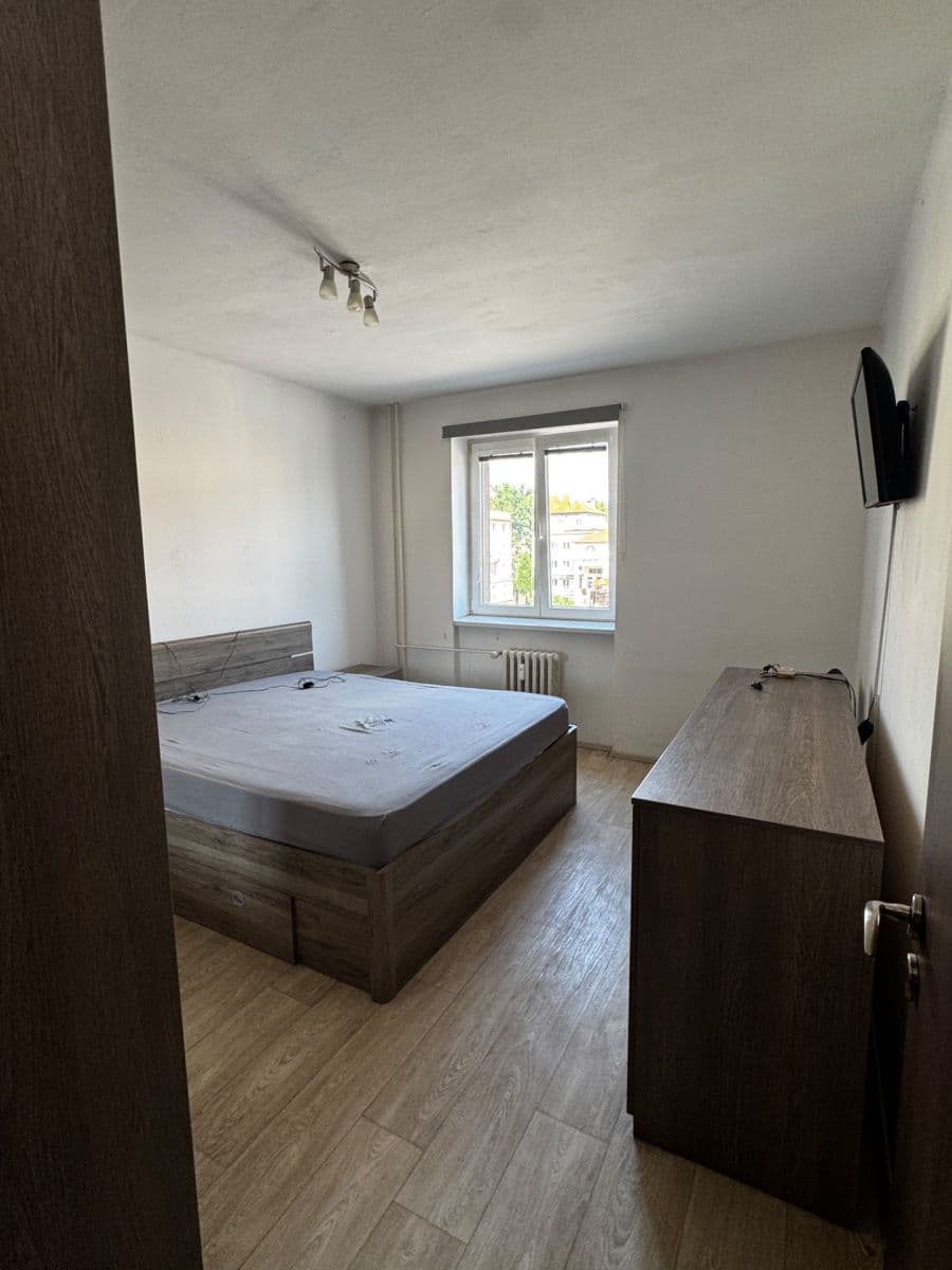Pronájem bytu 3+kk 70 m², Lexova, Pardubice, Pardubický kraj Pronájem bytu 3+kk 70 m², Lexova, Pardubice, Pardubický kraj