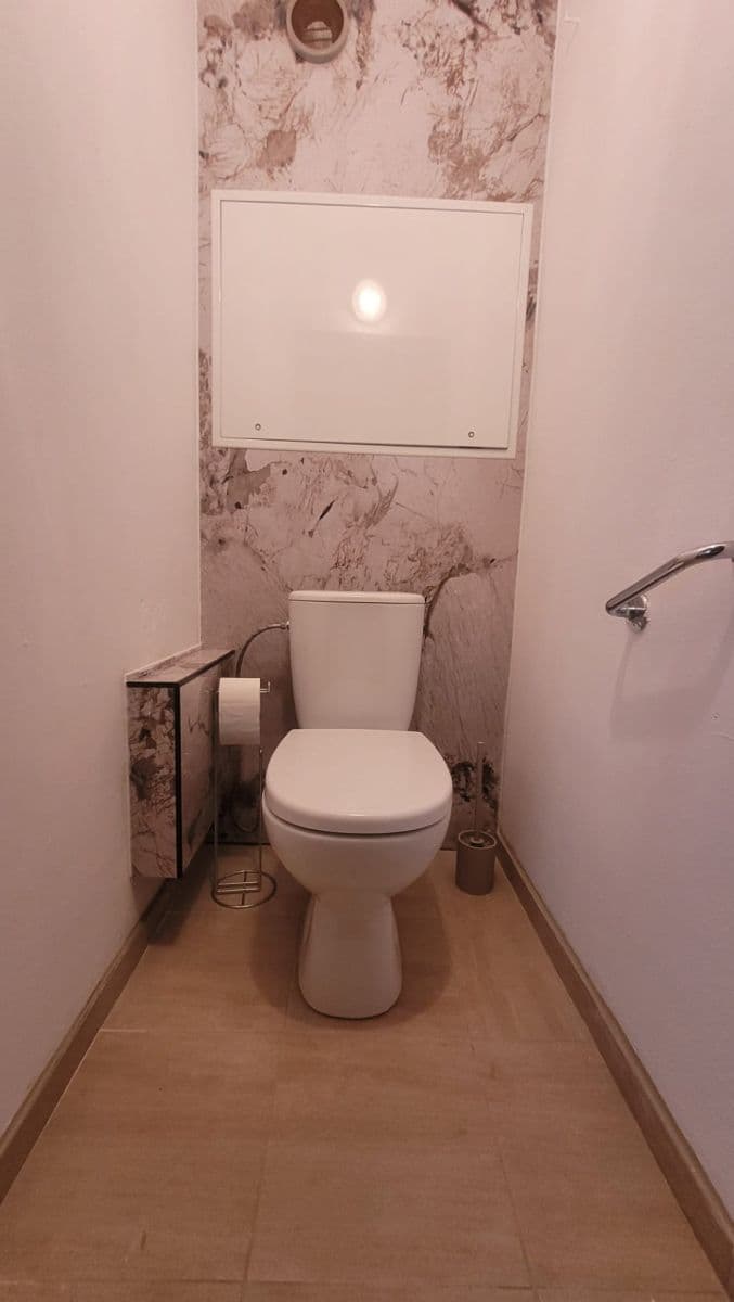 Pronájem bytu 3+1 78 m², Hodonínská, Plzeň, Plzeňský kraj Pronájem bytu 3+1 78 m², Hodonínská, Plzeň, Plzeňský kraj
