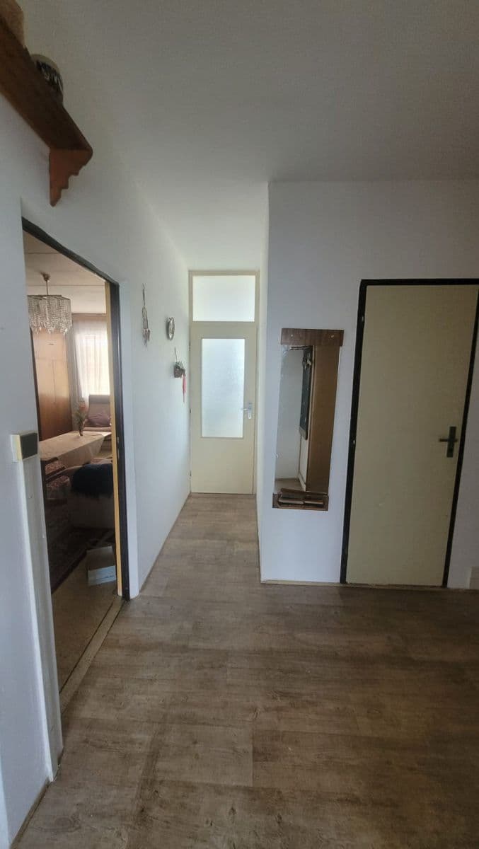Pronájem bytu 3+1 78 m², Hodonínská, Plzeň, Plzeňský kraj Pronájem bytu 3+1 78 m², Hodonínská, Plzeň, Plzeňský kraj