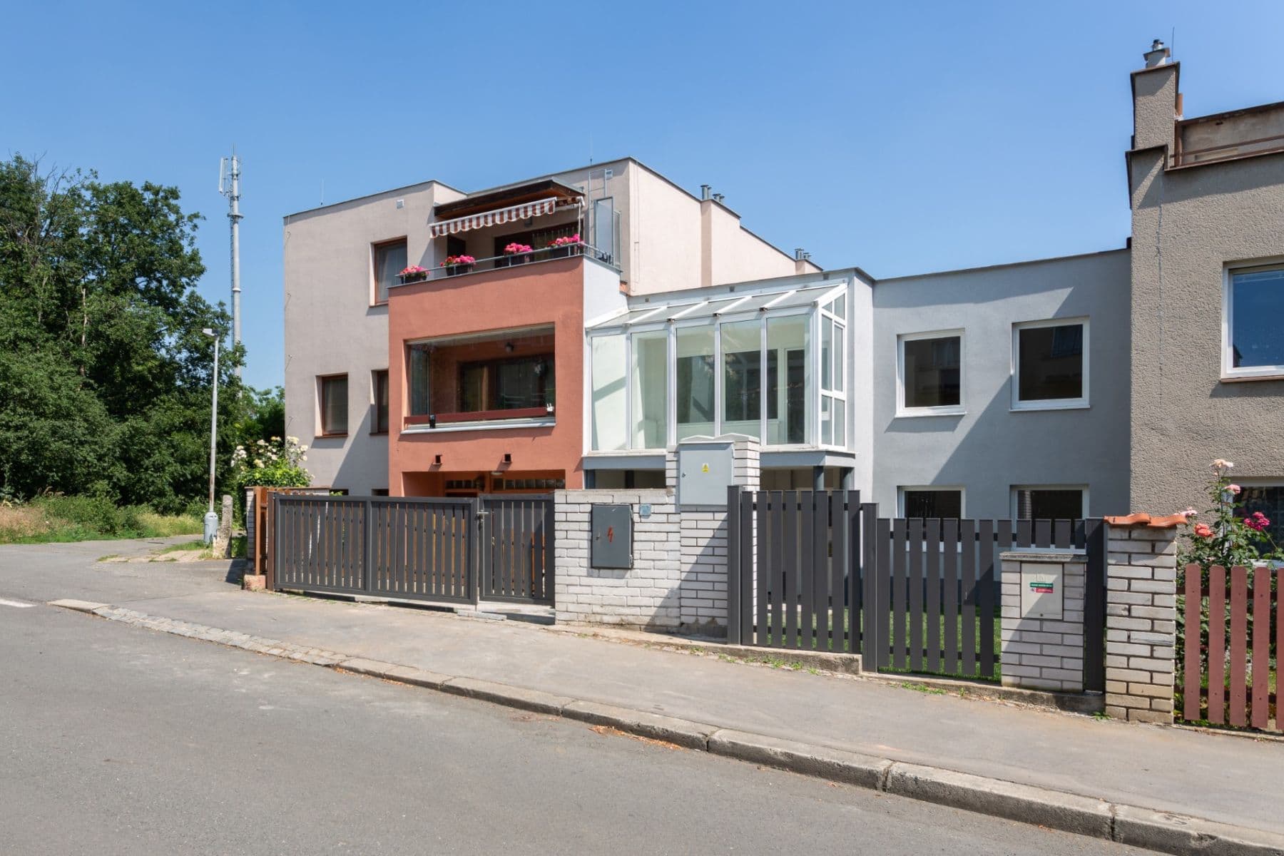 Prodej domu 200 m², pozemek 310 m², Vejražkova, Praha, Praha Prodej domu 200 m², pozemek 310 m², Vejražkova, Praha, Praha