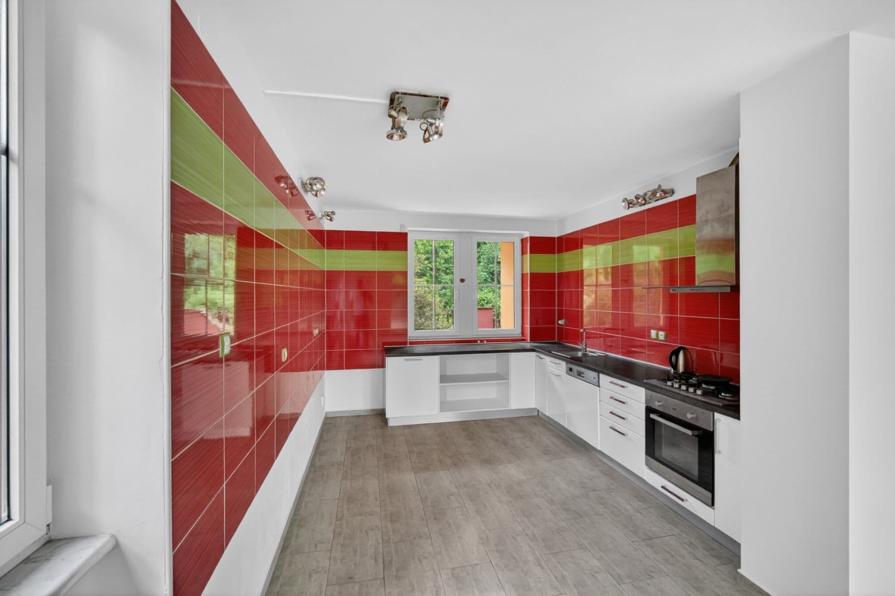Prodej domu 520 m², pozemek 864 m², Mánesova, Dubí, Ústecký kraj Prodej domu 520 m², pozemek 864 m², Mánesova, Dubí, Ústecký kraj