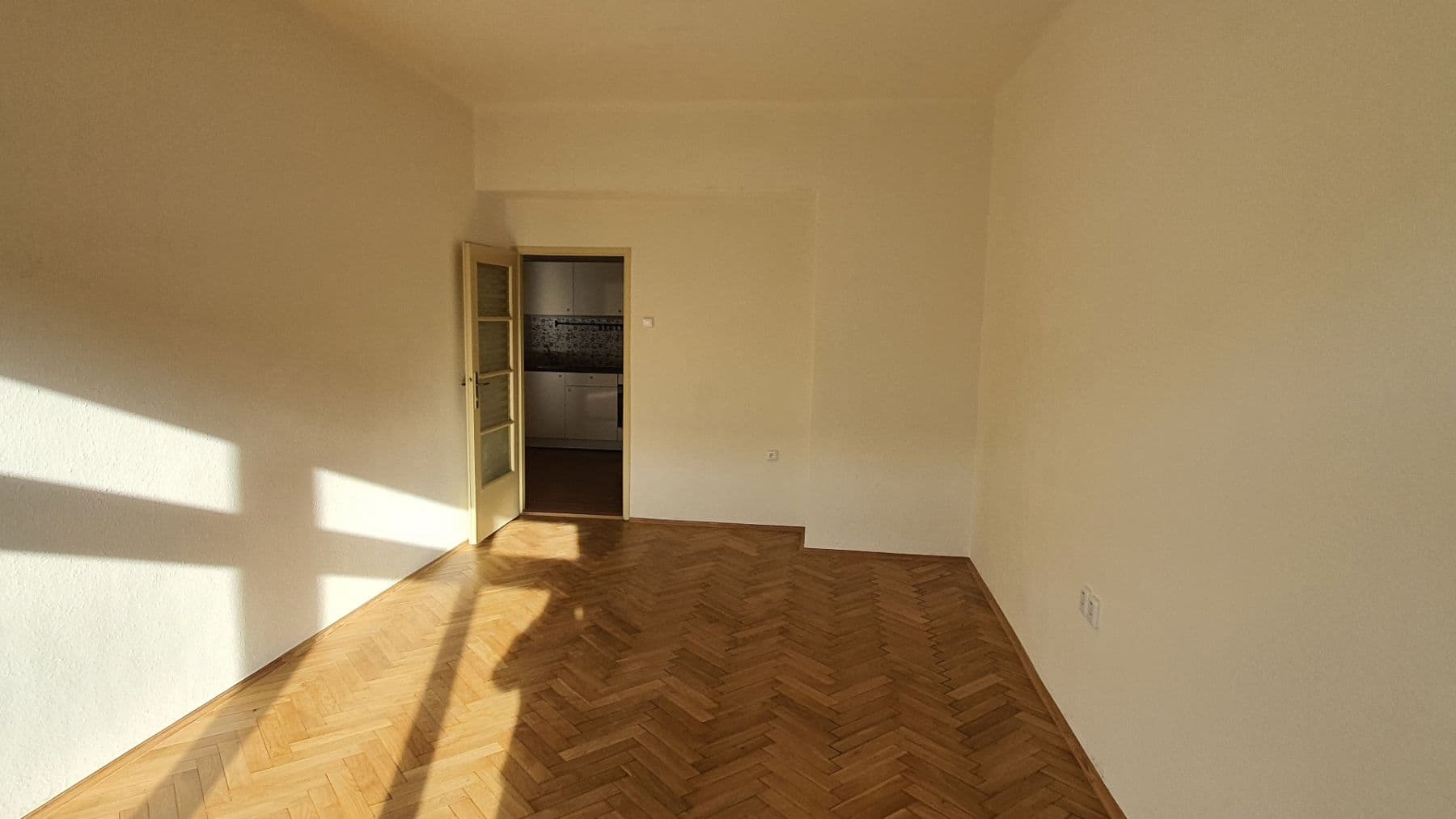 Pronájem bytu 2+1 54 m², Vršovická, Praha, Praha Pronájem bytu 2+1 54 m², Vršovická, Praha, Praha