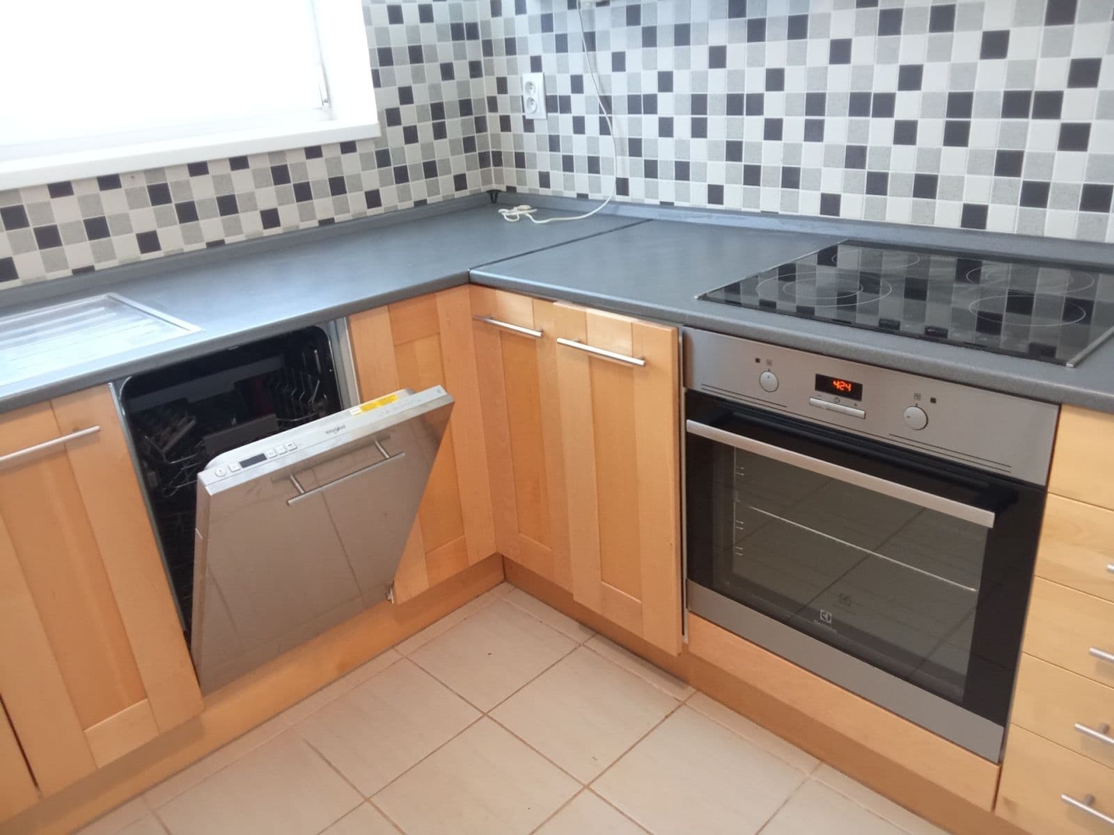 Pronájem bytu 2+1 49 m², Bystrická, Pezinok, Bratislavský kraj Pronájem bytu 2+1 49 m², Bystrická, Pezinok, Bratislavský kraj