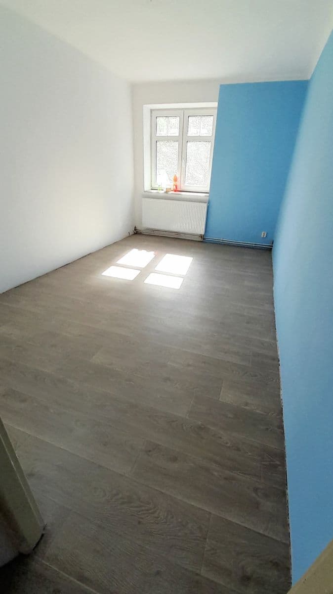 Pronájem bytu 3+1 74 m², Údolní, Desná, Liberecký kraj Pronájem bytu 3+1 74 m², Údolní, Desná, Liberecký kraj
