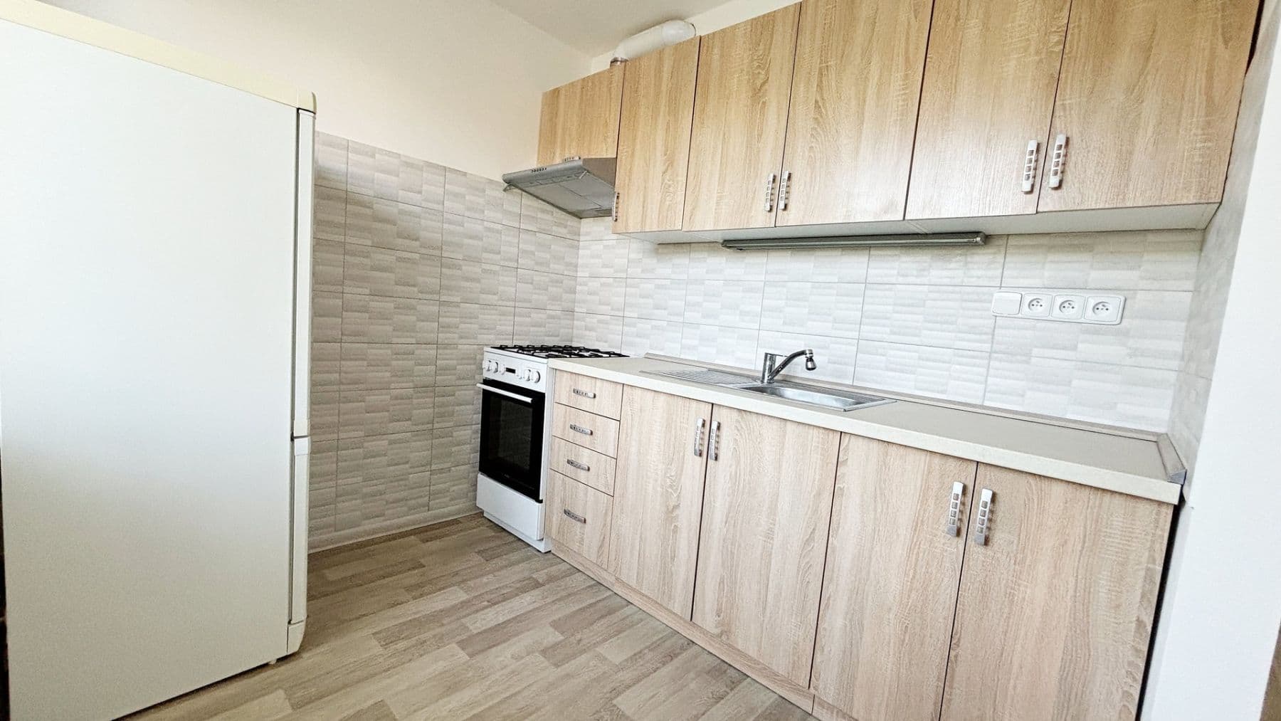 Pronájem bytu 3+1 68 m², Janouškova, Praha, Praha Pronájem bytu 3+1 68 m², Janouškova, Praha, Praha