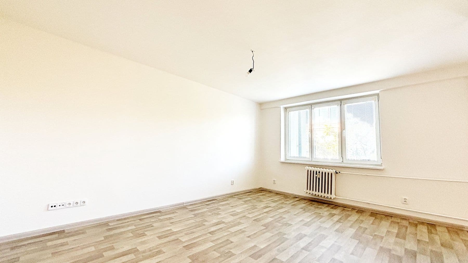 Pronájem bytu 3+1 68 m², Janouškova, Praha, Praha Pronájem bytu 3+1 68 m², Janouškova, Praha, Praha