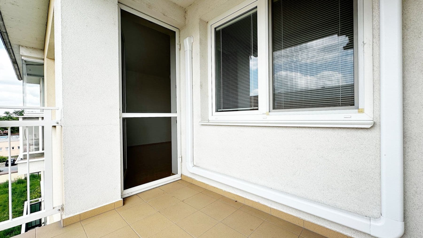 Pronájem bytu 2+kk 60 m², Kozinova, Poděbrady, Středočeský kraj Pronájem bytu 2+kk 60 m², Kozinova, Poděbrady, Středočeský kraj