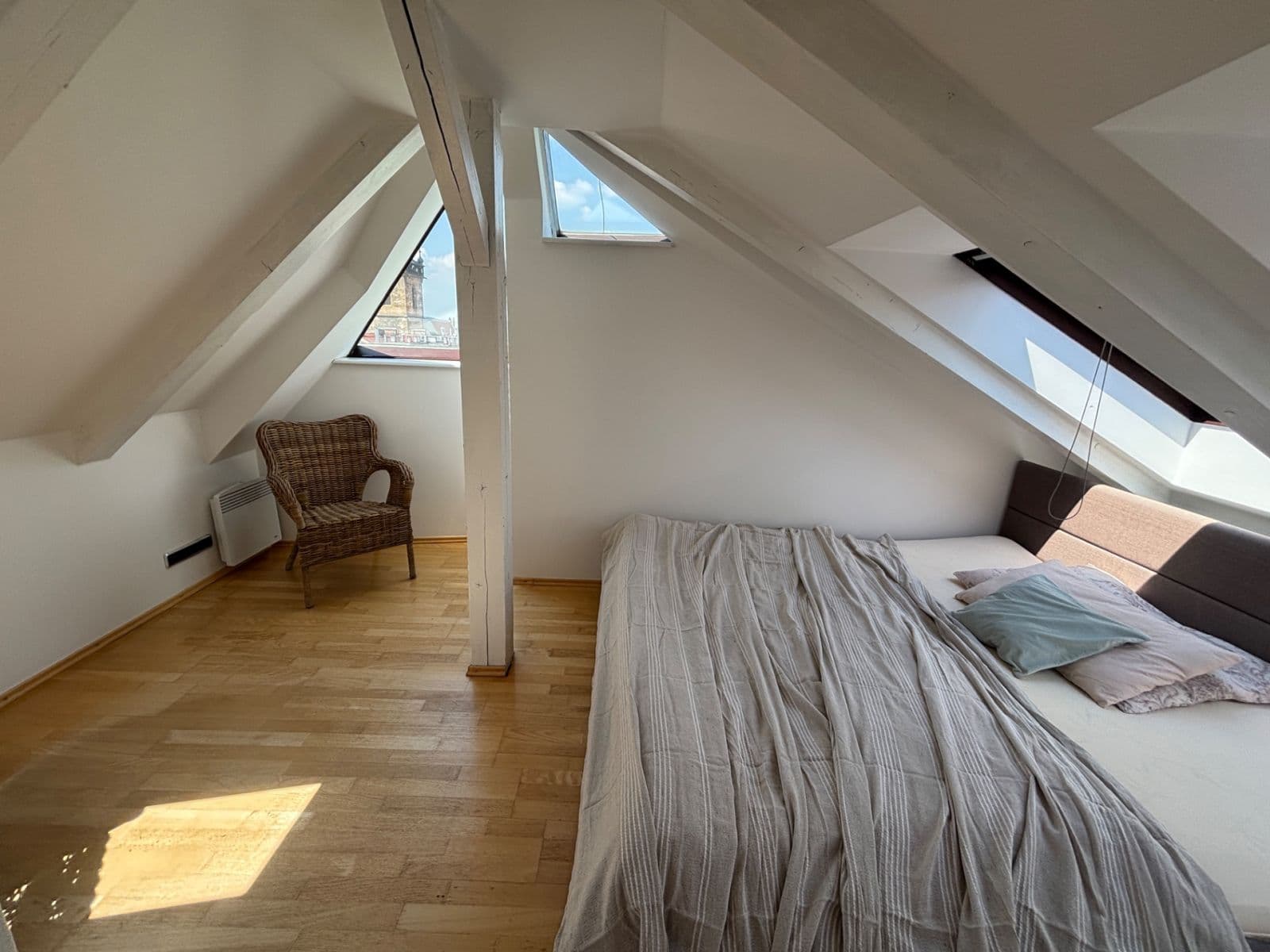 Prodej bytu 2+kk 106 m², Navrátilova, Praha, Praha Prodej bytu 2+kk 106 m², Navrátilova, Praha, Praha