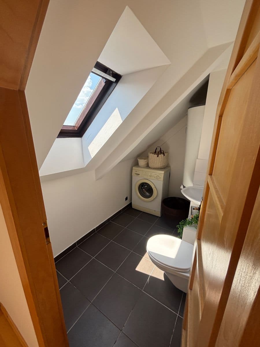 Prodej bytu 2+kk 106 m², Navrátilova, Praha, Praha Prodej bytu 2+kk 106 m², Navrátilova, Praha, Praha
