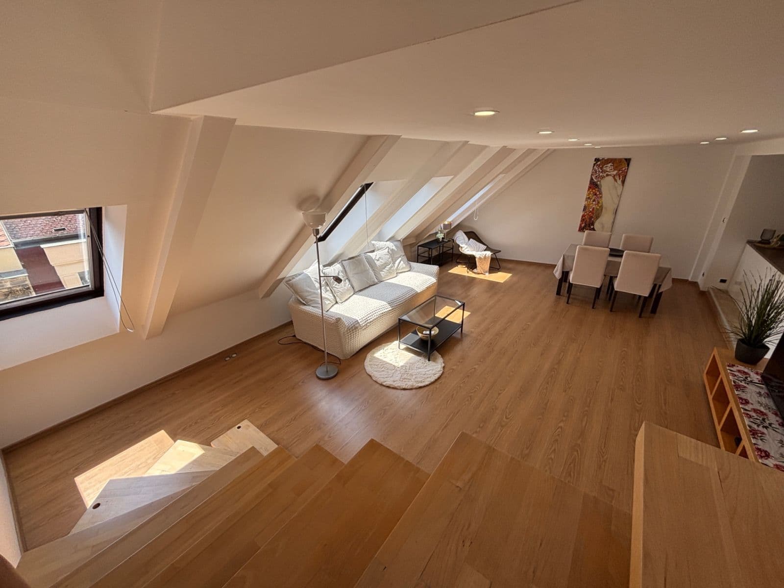 Prodej bytu 2+kk 106 m², Navrátilova, Praha, Praha Prodej bytu 2+kk 106 m², Navrátilova, Praha, Praha