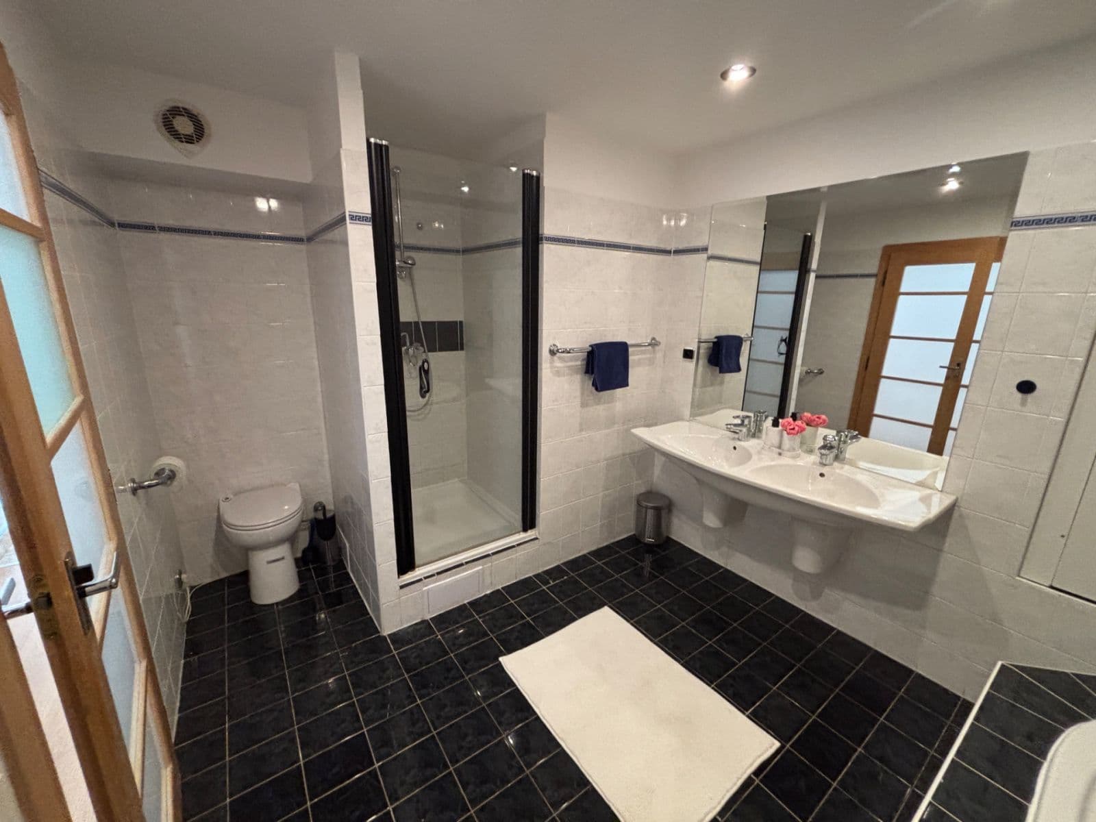 Prodej bytu 2+kk 106 m², Navrátilova, Praha, Praha Prodej bytu 2+kk 106 m², Navrátilova, Praha, Praha