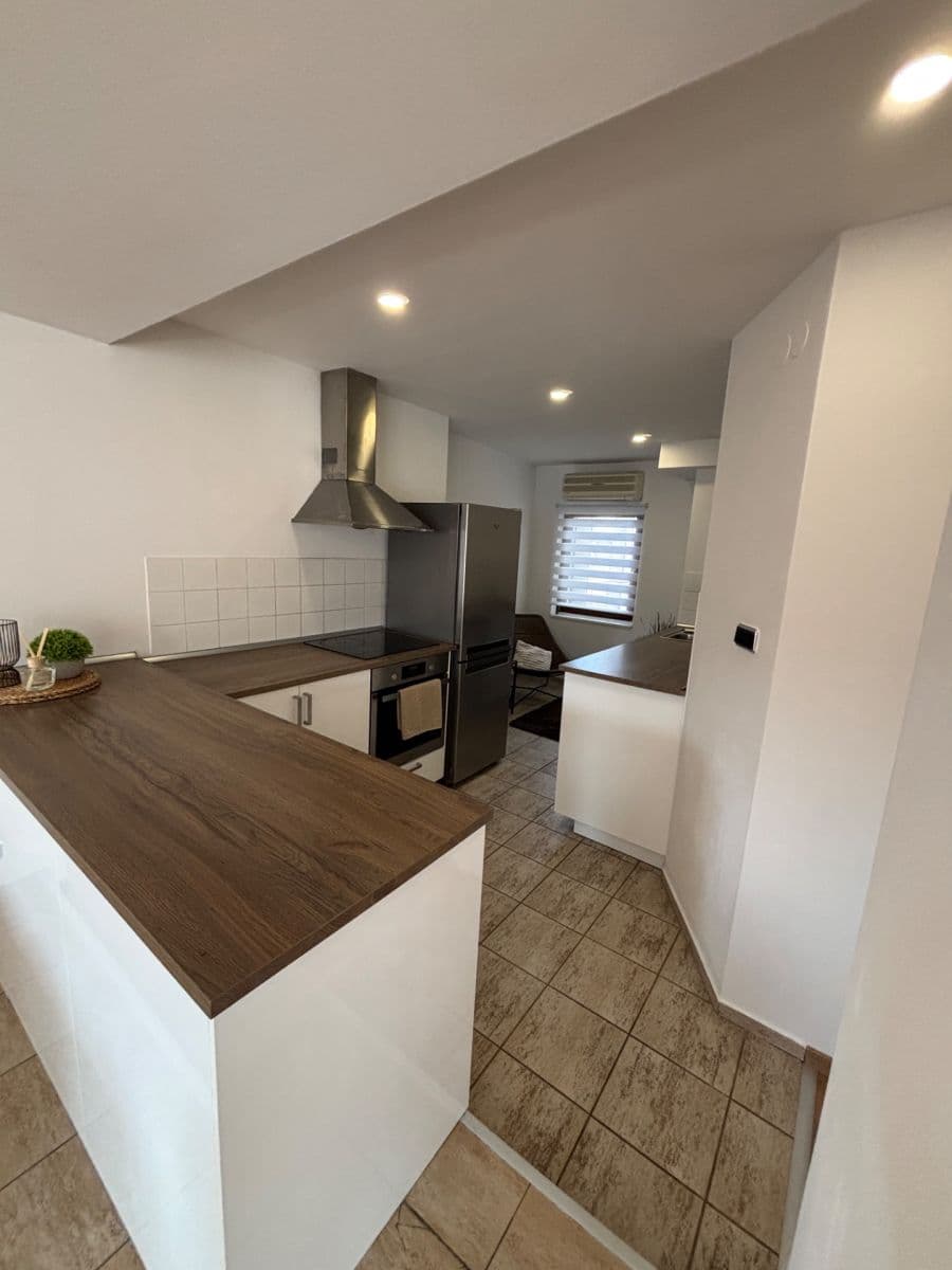 Prodej bytu 2+kk 106 m², Navrátilova, Praha, Praha Prodej bytu 2+kk 106 m², Navrátilova, Praha, Praha