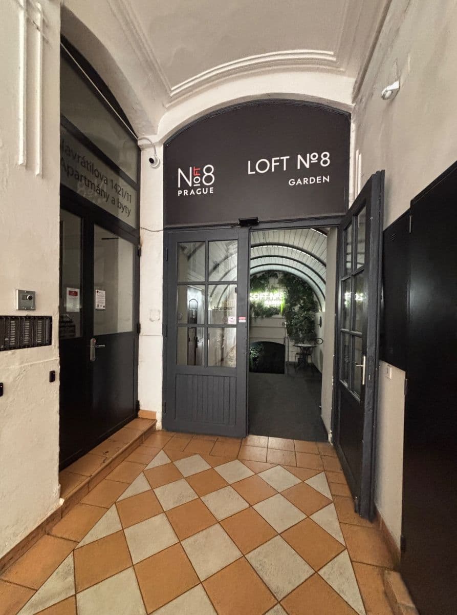 Prodej bytu 2+kk 106 m², Navrátilova, Praha, Praha Prodej bytu 2+kk 106 m², Navrátilova, Praha, Praha