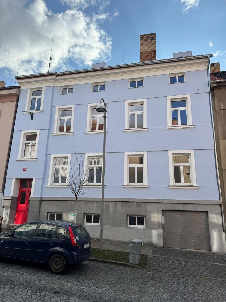 Prodej bytu 4+1 124 m², Otakara Ševčíka, Písek, Jihočeský kraj Prodej bytu 4+1 124 m², Otakara Ševčíka, Písek, Jihočeský kraj