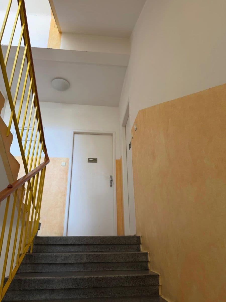 Pronájem bytu 3+1 74 m², Nad Popelkou, Praha, Praha Pronájem bytu 3+1 74 m², Nad Popelkou, Praha, Praha