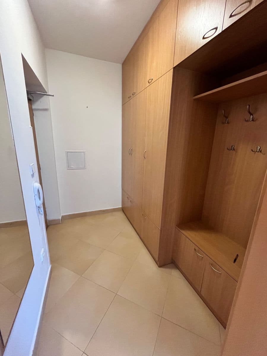 Pronájem bytu 2+kk 70 m², Vrchlického, Jihlava, Kraj Vysočina Pronájem bytu 2+kk 70 m², Vrchlického, Jihlava, Kraj Vysočina