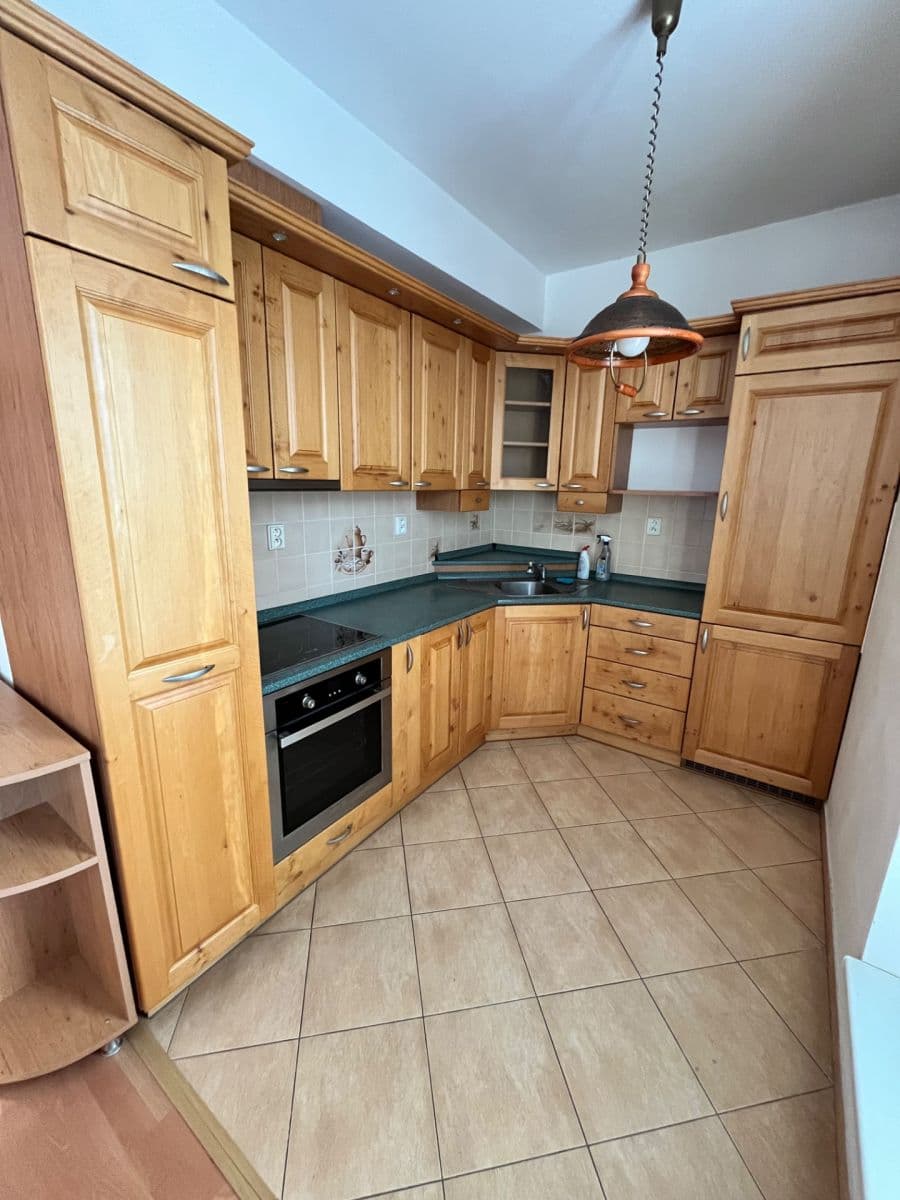 Pronájem bytu 2+kk 70 m², Vrchlického, Jihlava, Kraj Vysočina Pronájem bytu 2+kk 70 m², Vrchlického, Jihlava, Kraj Vysočina
