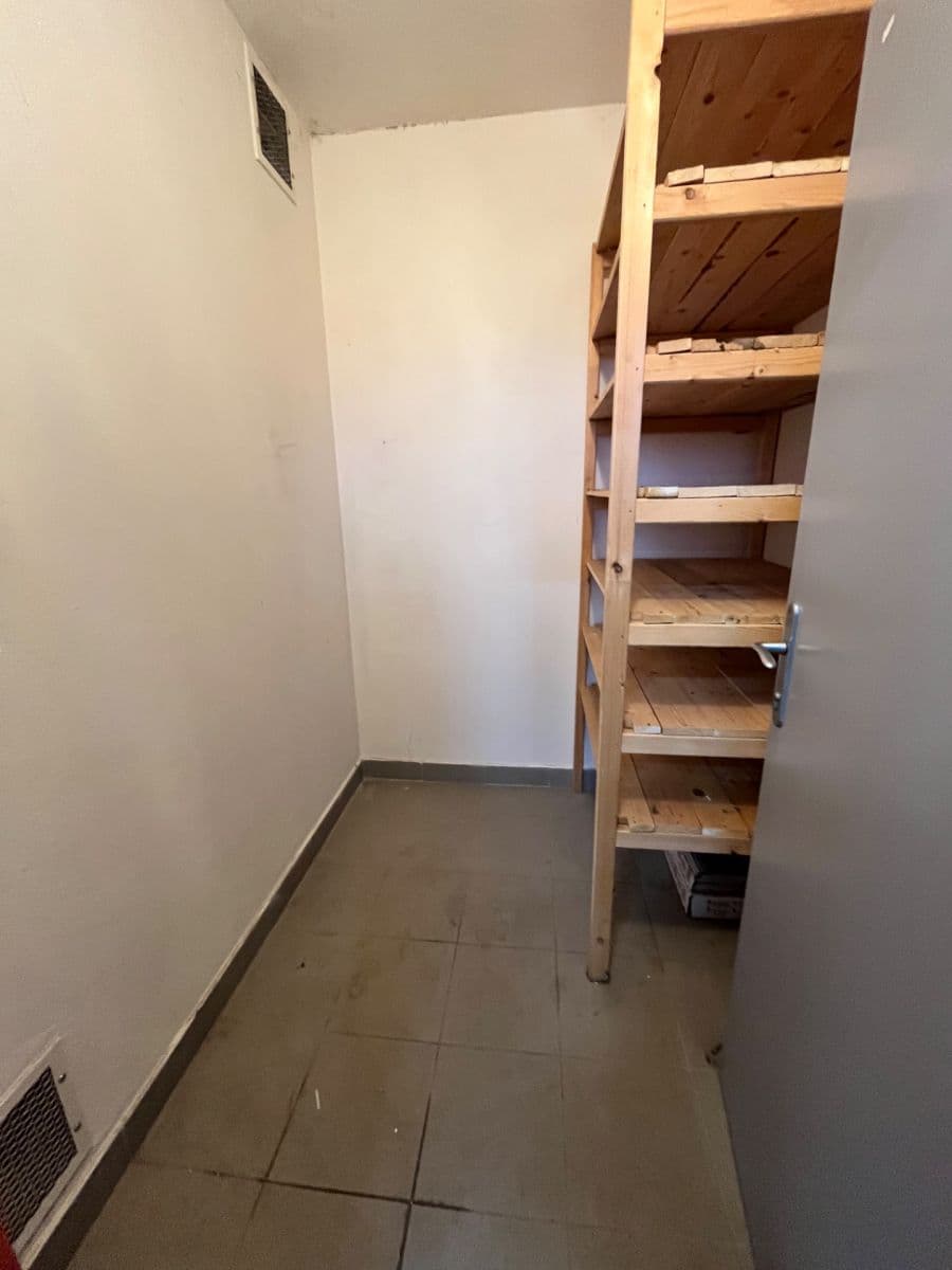 Pronájem bytu 2+kk 70 m², Vrchlického, Jihlava, Kraj Vysočina Pronájem bytu 2+kk 70 m², Vrchlického, Jihlava, Kraj Vysočina