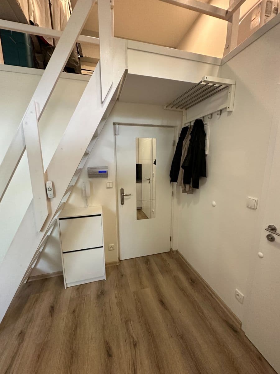Pronájem bytu 1+kk 37 m², Na Domovině, Praha, Praha Pronájem bytu 1+kk 37 m², Na Domovině, Praha, Praha