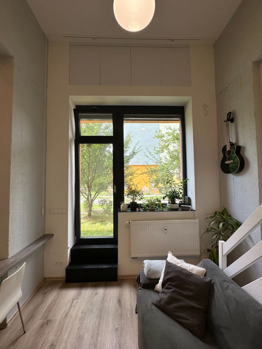 Pronájem bytu 1+kk 37 m², Na Domovině, Praha, Praha Pronájem bytu 1+kk 37 m², Na Domovině, Praha, Praha
