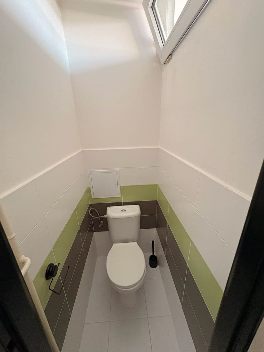 Pronájem bytu 2+kk 47 m², Moskevská, Kladno, Středočeský kraj Pronájem bytu 2+kk 47 m², Moskevská, Kladno, Středočeský kraj