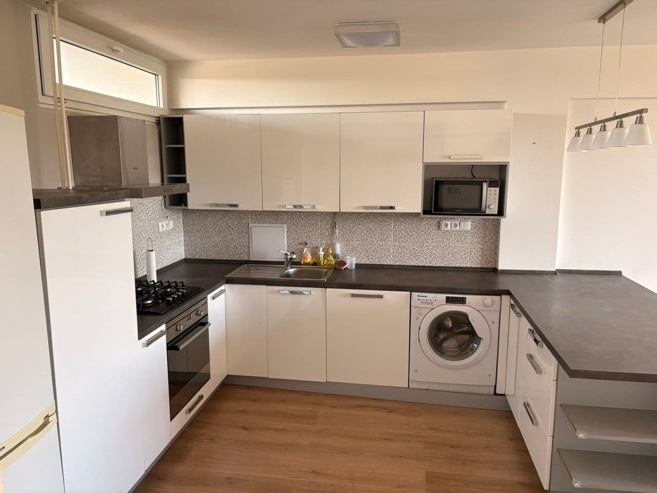 Pronájem bytu 2+kk 47 m², Moskevská, Kladno, Středočeský kraj Pronájem bytu 2+kk 47 m², Moskevská, Kladno, Středočeský kraj