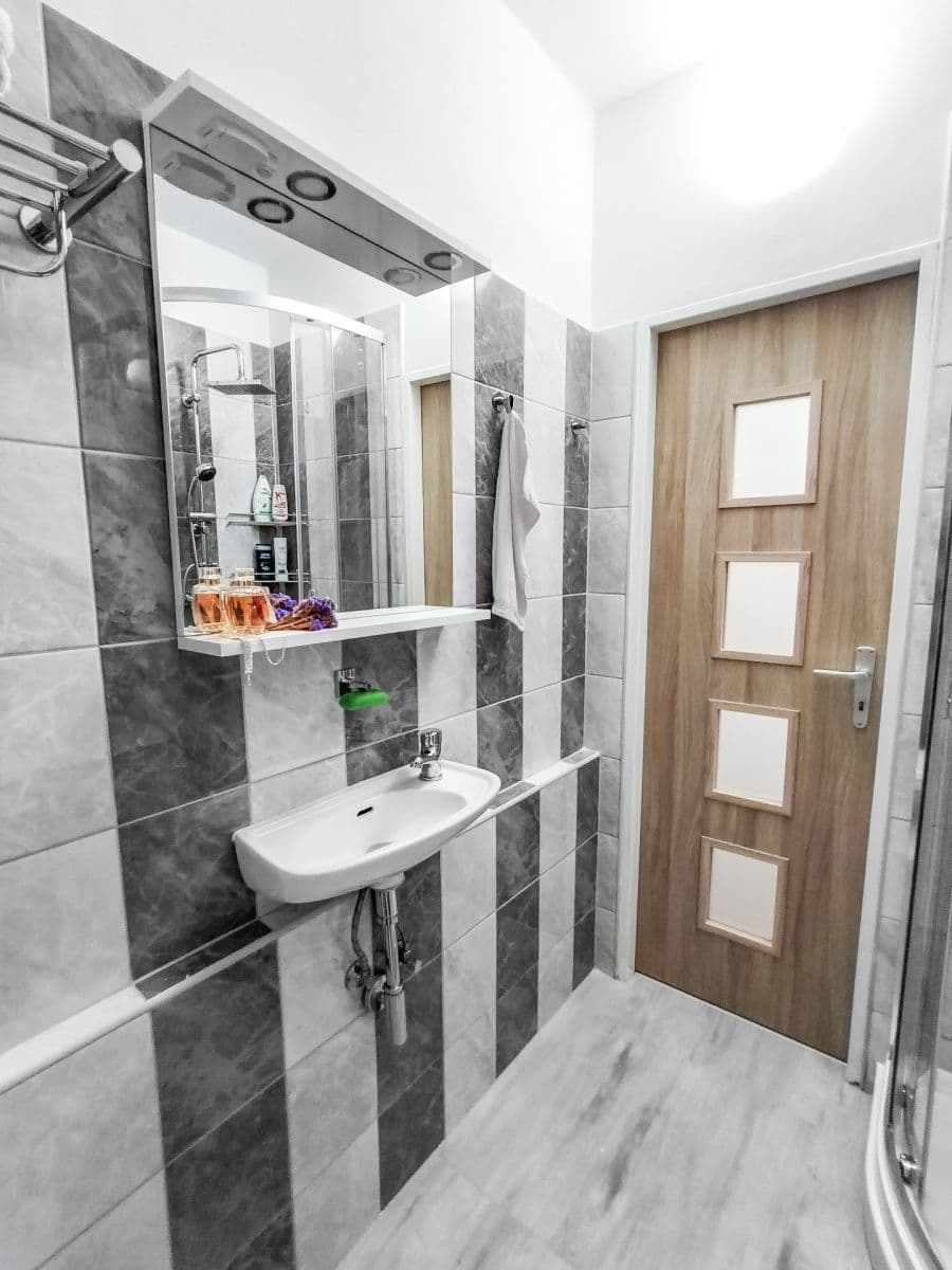 Pronájem bytu 1+kk 25 m², Střížkovská, Praha, Praha Pronájem bytu 1+kk 25 m², Střížkovská, Praha, Praha