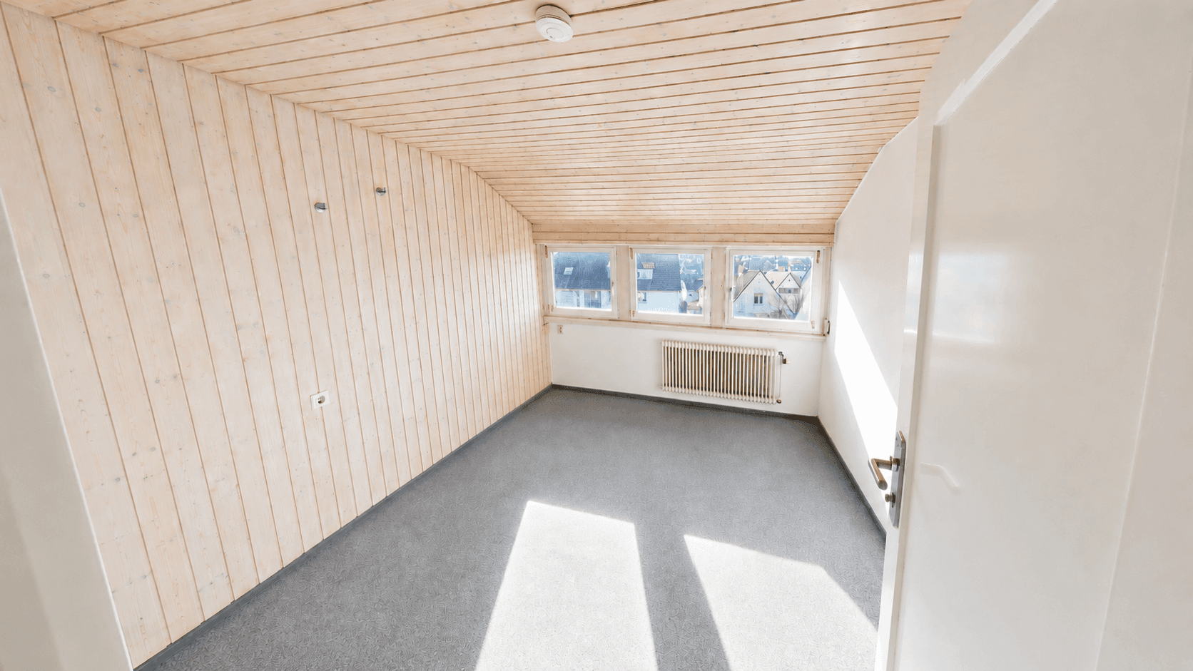 Prodej domu 167 m², pozemek 230 m², Stuttgart, Bádensko-Württembersko Prodej domu 167 m², pozemek 230 m², Stuttgart, Bádensko-Württembersko
