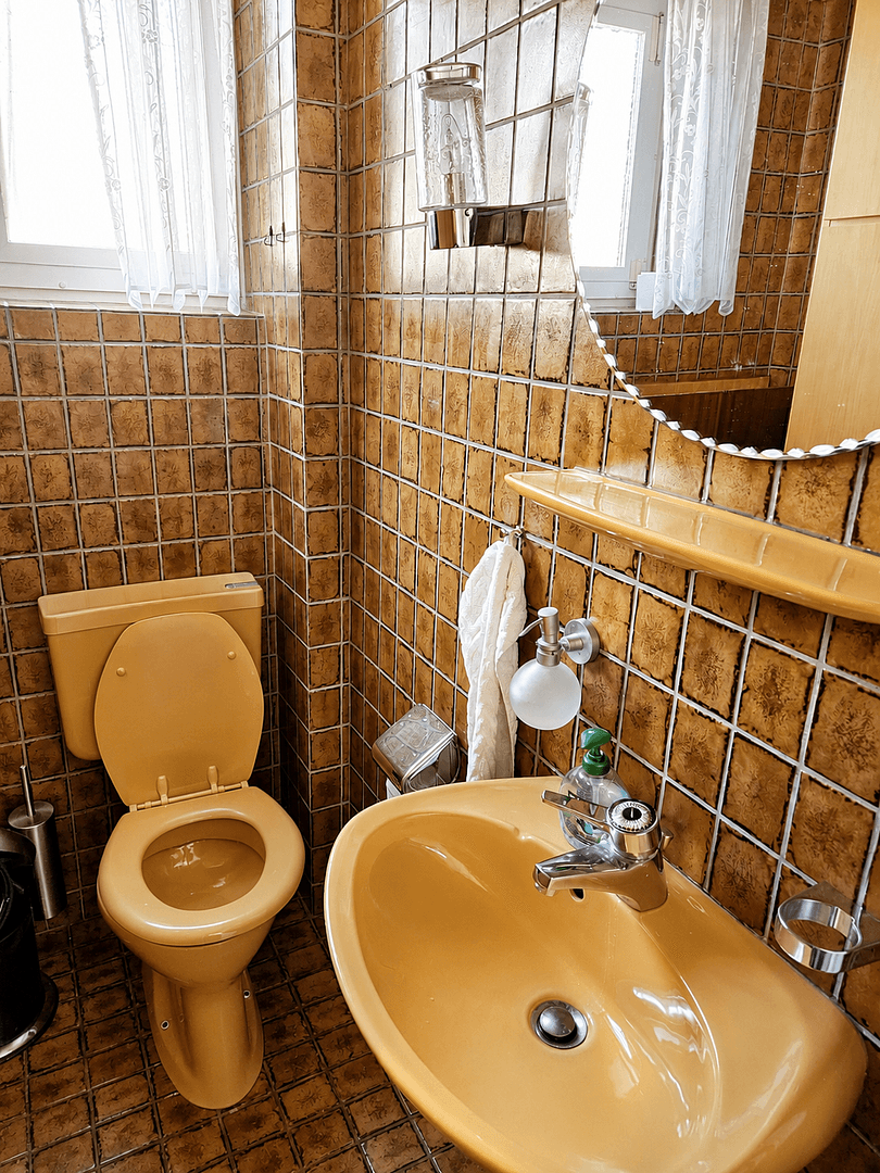 Prodej domu 167 m², pozemek 230 m², Stuttgart, Bádensko-Württembersko Prodej domu 167 m², pozemek 230 m², Stuttgart, Bádensko-Württembersko