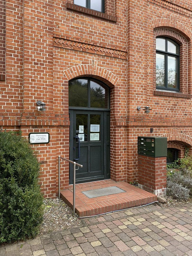 Pronájem bytu 2+1 43 m², Marienstr. 4, Nové Střelice, Mecklenburg-Vorpommern Pronájem bytu 2+1 43 m², Marienstr. 4, Nové Střelice, Mecklenburg-Vorpommern