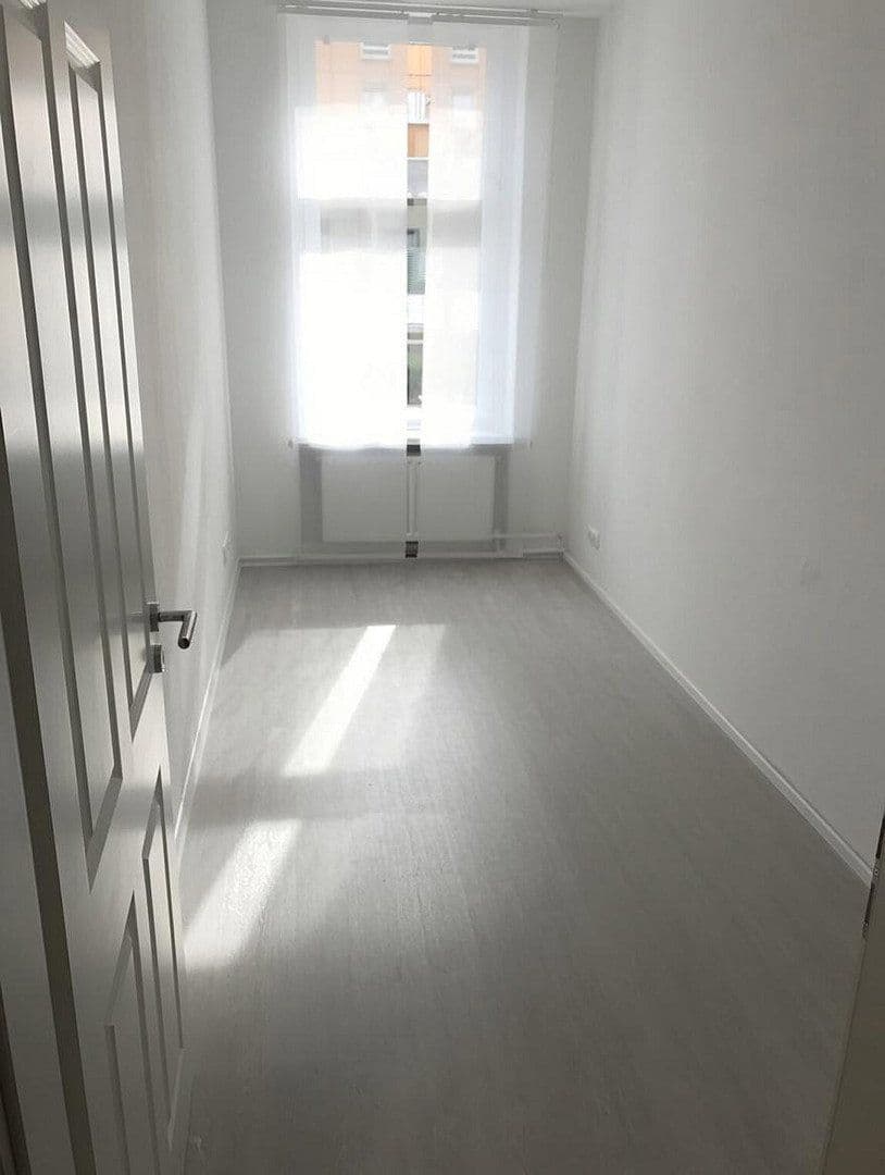 Prodej bytu 5+1 84 m², Berlin, Berlín Prodej bytu 5+1 84 m², Berlin, Berlín