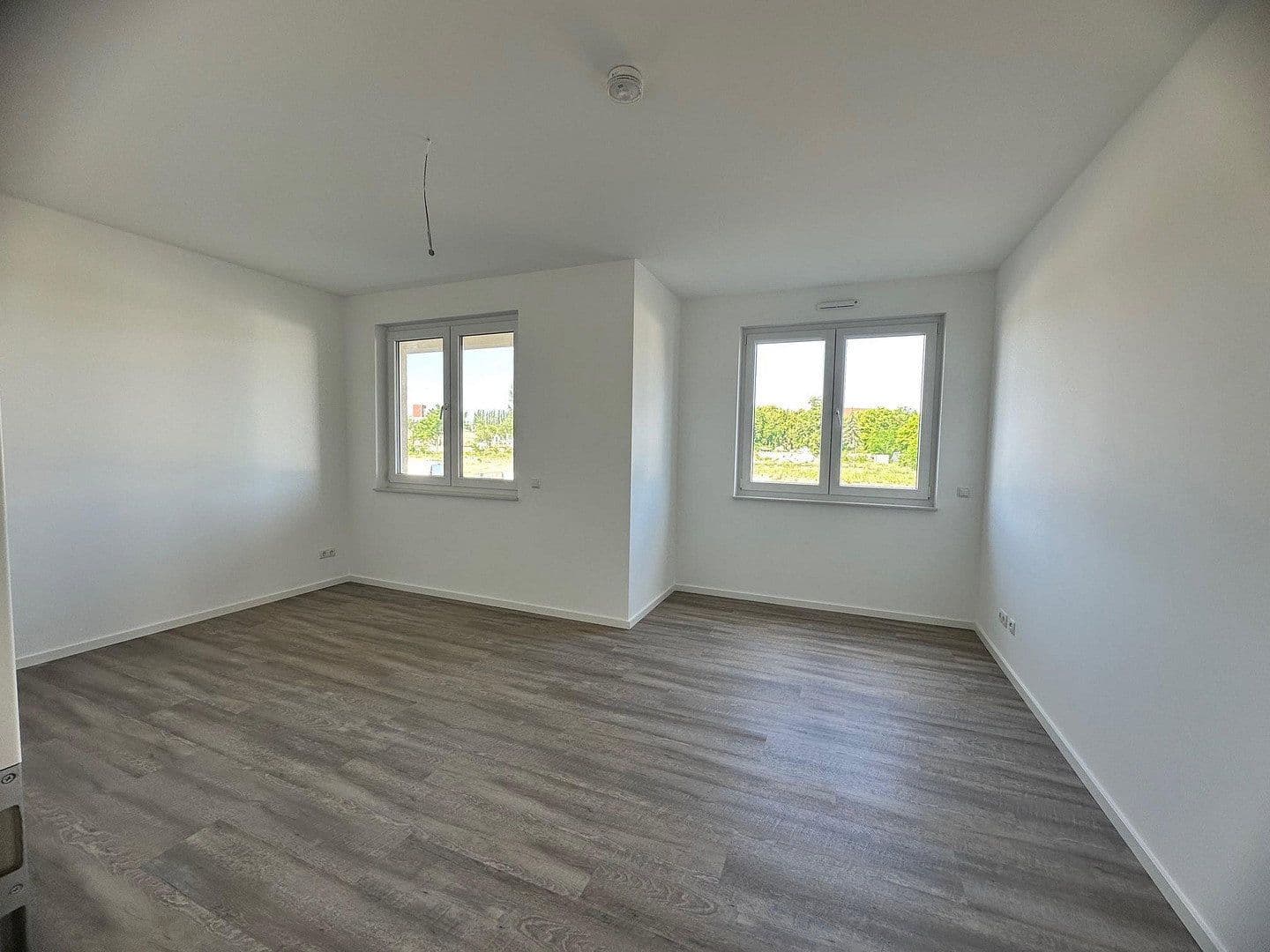 Pronájem bytu 4+1 103 m², Regener Straße 65, Berlin, Berlín Pronájem bytu 4+1 103 m², Regener Straße 65, Berlin, Berlín