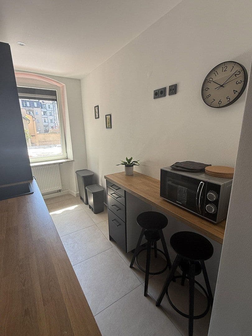 Pronájem bytu 3+1 58 m², Pfälzerstraße 56, Nürnberg, Bavorsko Pronájem bytu 3+1 58 m², Pfälzerstraße 56, Nürnberg, Bavorsko