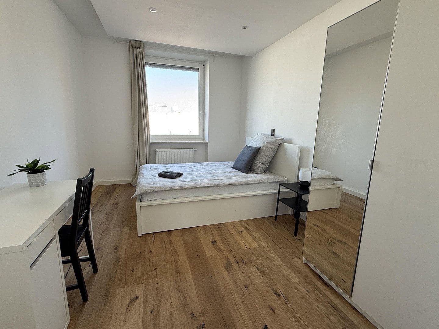 Pronájem bytu 3+1 58 m², Pfälzerstraße 56, Nürnberg, Bavorsko Pronájem bytu 3+1 58 m², Pfälzerstraße 56, Nürnberg, Bavorsko