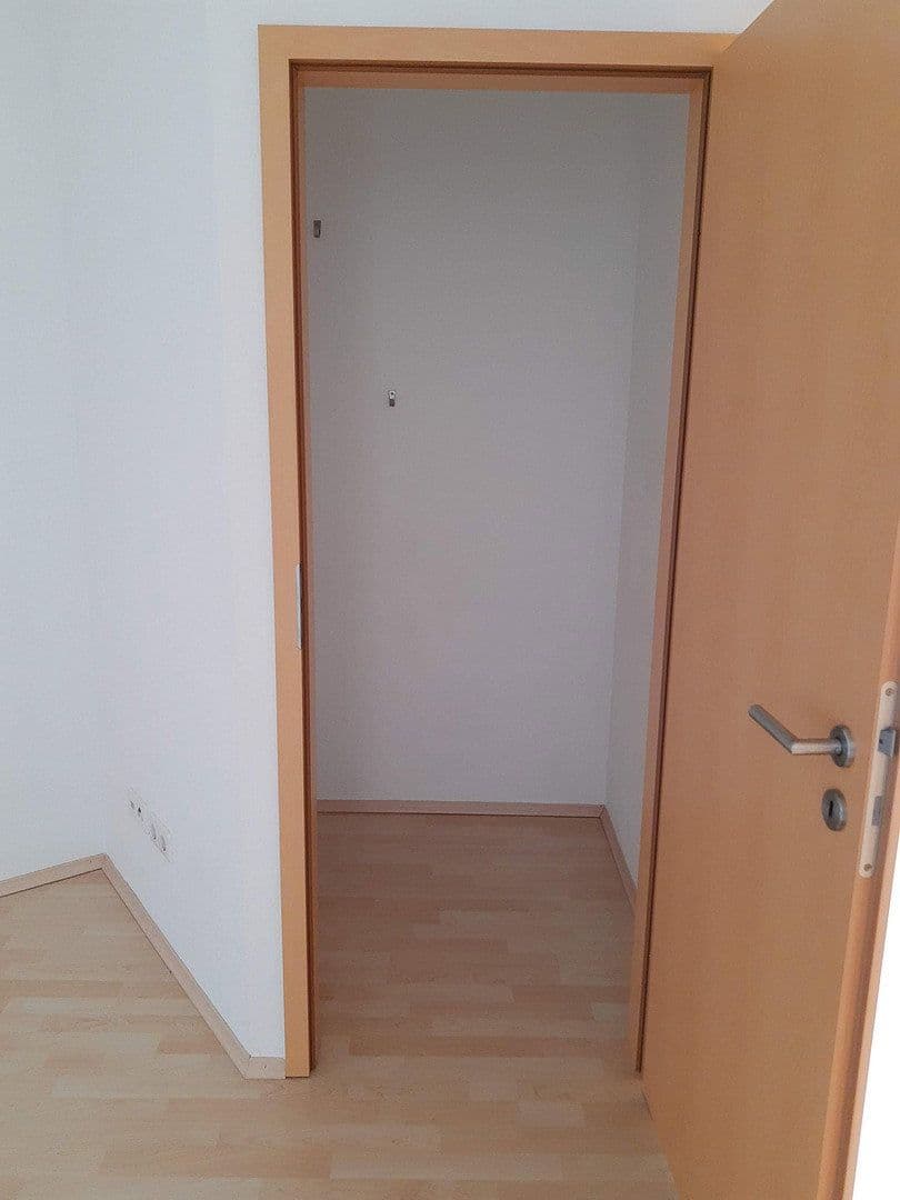 Pronájem bytu 2+1 66 m², Landau, Porýní-Falc Pronájem bytu 2+1 66 m², Landau, Porýní-Falc