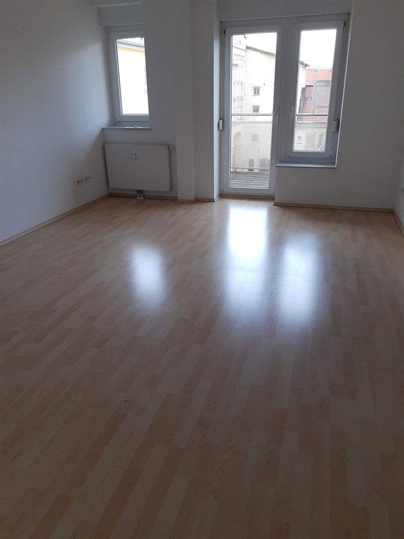 Pronájem bytu 2+1 66 m², Landau, Porýní-Falc Pronájem bytu 2+1 66 m², Landau, Porýní-Falc