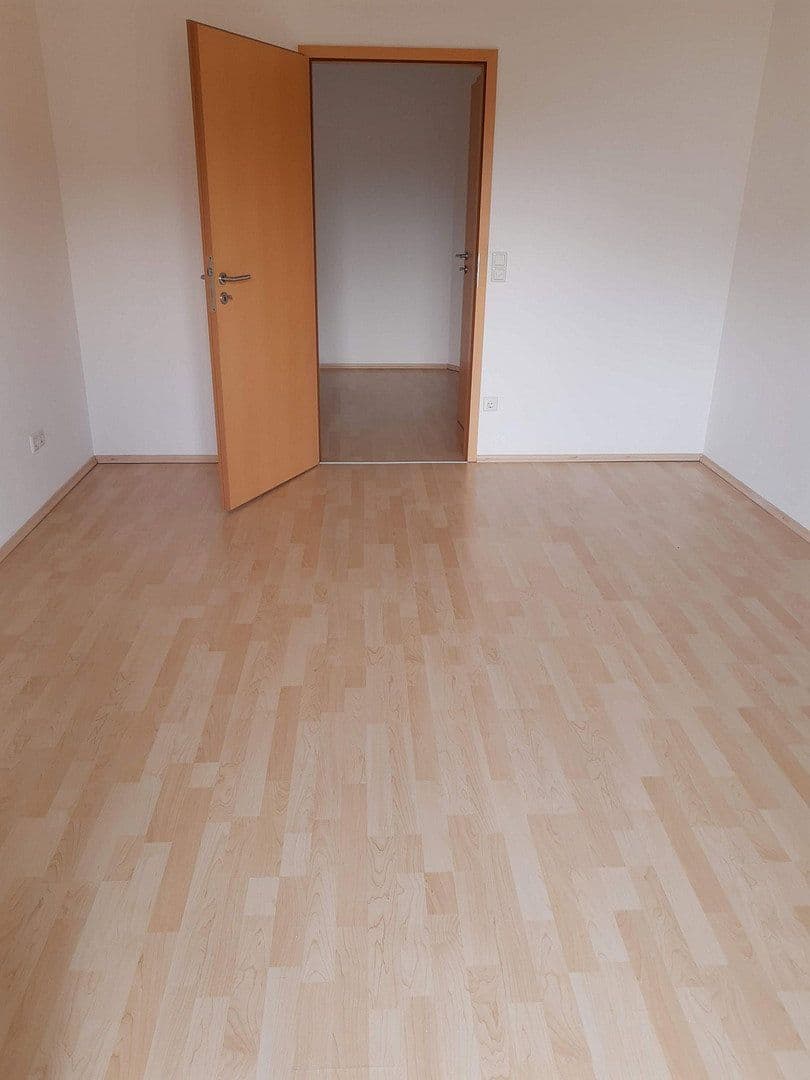 Pronájem bytu 2+1 66 m², Landau, Porýní-Falc Pronájem bytu 2+1 66 m², Landau, Porýní-Falc