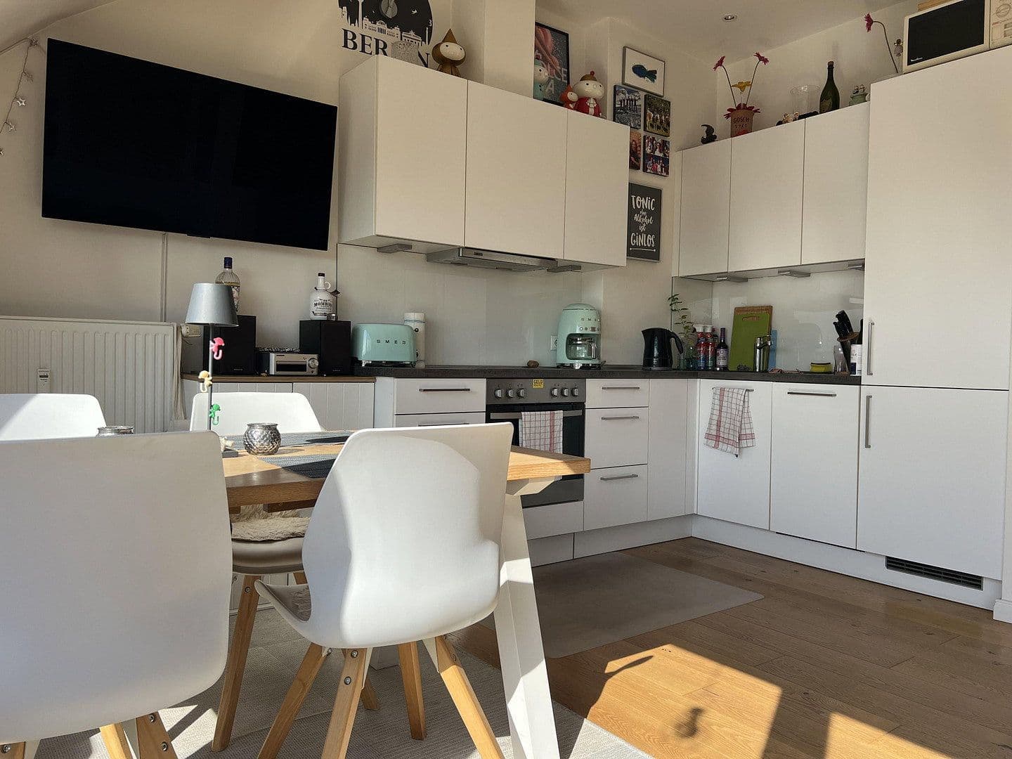 Prodej bytu 3+1 74 m², Berlin, Berlín Prodej bytu 3+1 74 m², Berlin, Berlín