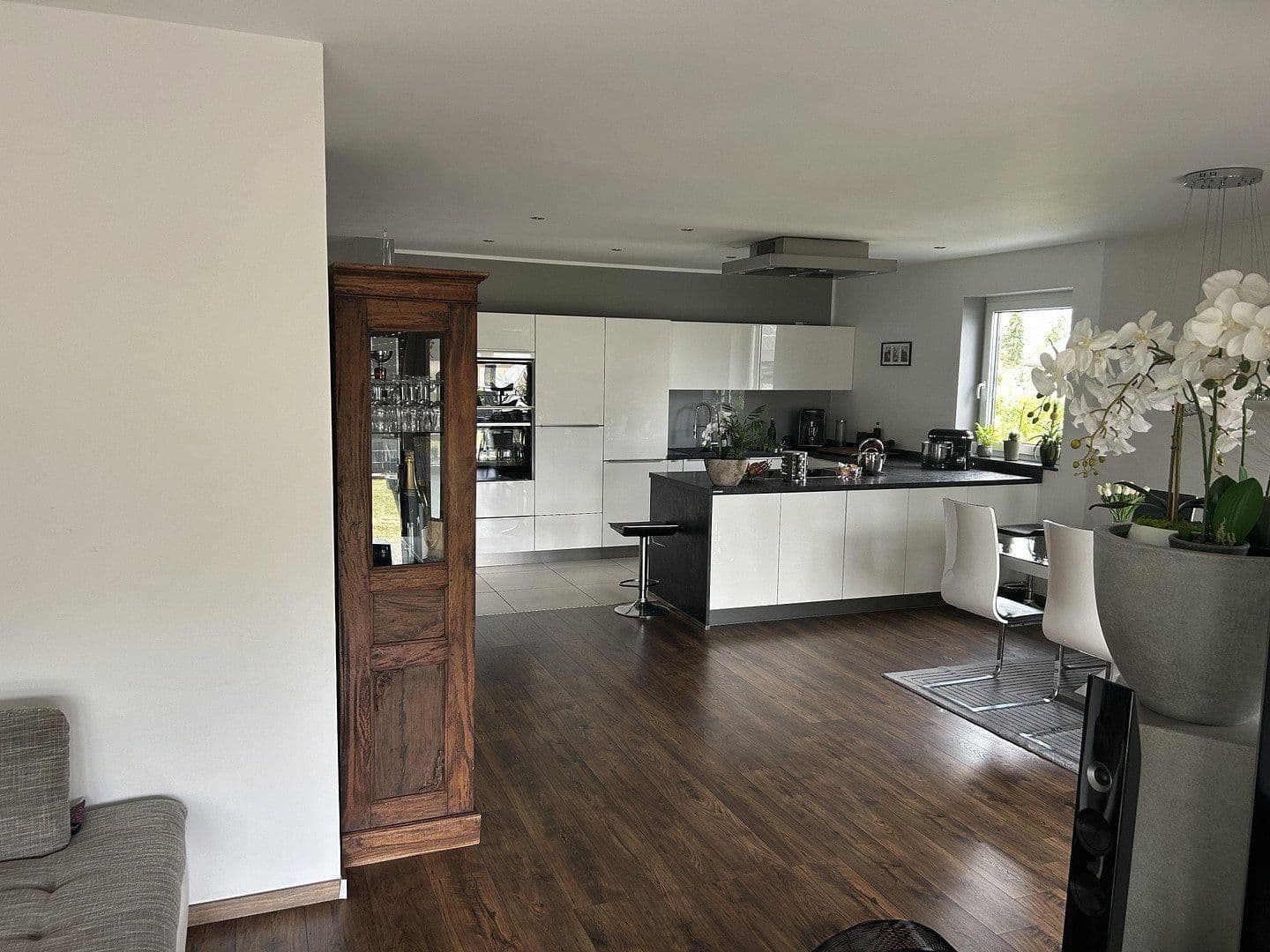Prodej domu 137 m², pozemek 285 m², Mechernich, Severní Porýní-Vestfálsko Prodej domu 137 m², pozemek 285 m², Mechernich, Severní Porýní-Vestfálsko