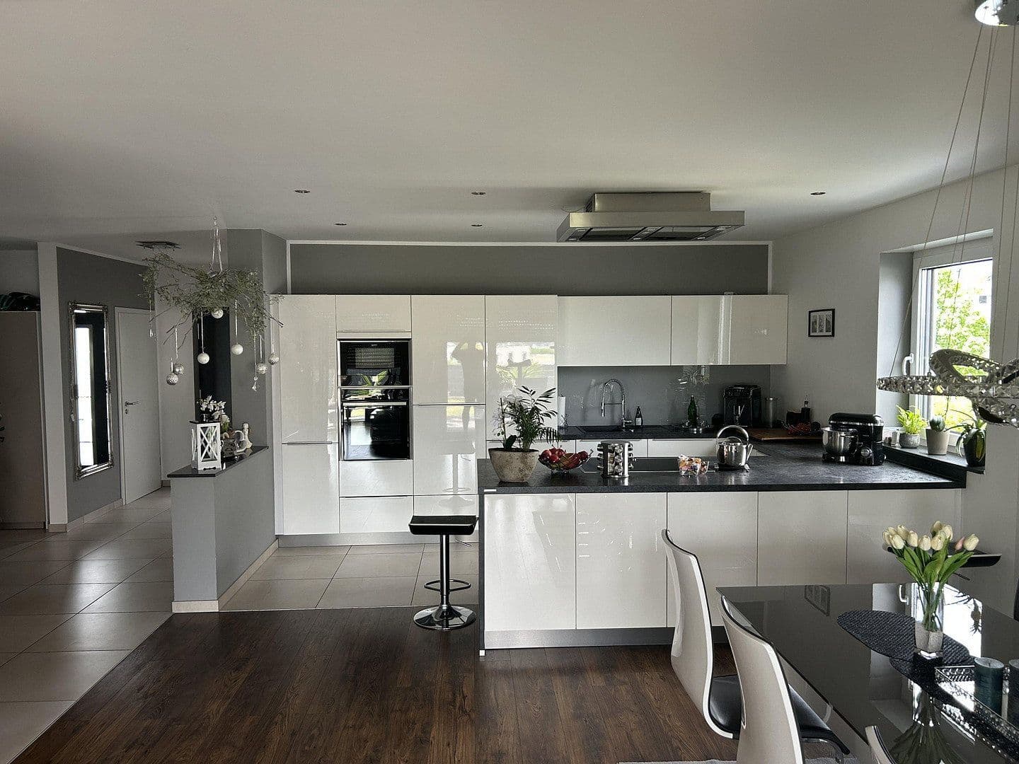 Prodej domu 137 m², pozemek 285 m², Mechernich, Severní Porýní-Vestfálsko Prodej domu 137 m², pozemek 285 m², Mechernich, Severní Porýní-Vestfálsko