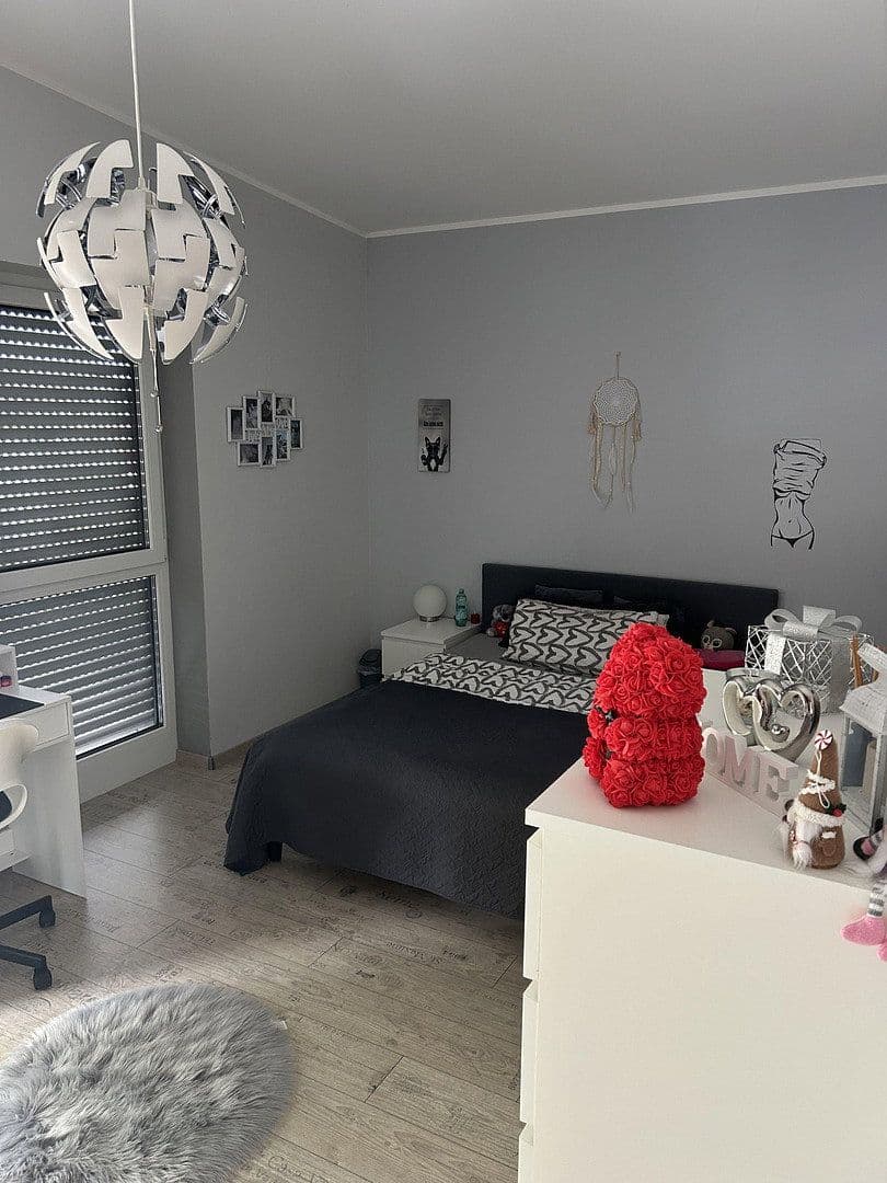 Prodej domu 137 m², pozemek 285 m², Mechernich, Severní Porýní-Vestfálsko Prodej domu 137 m², pozemek 285 m², Mechernich, Severní Porýní-Vestfálsko