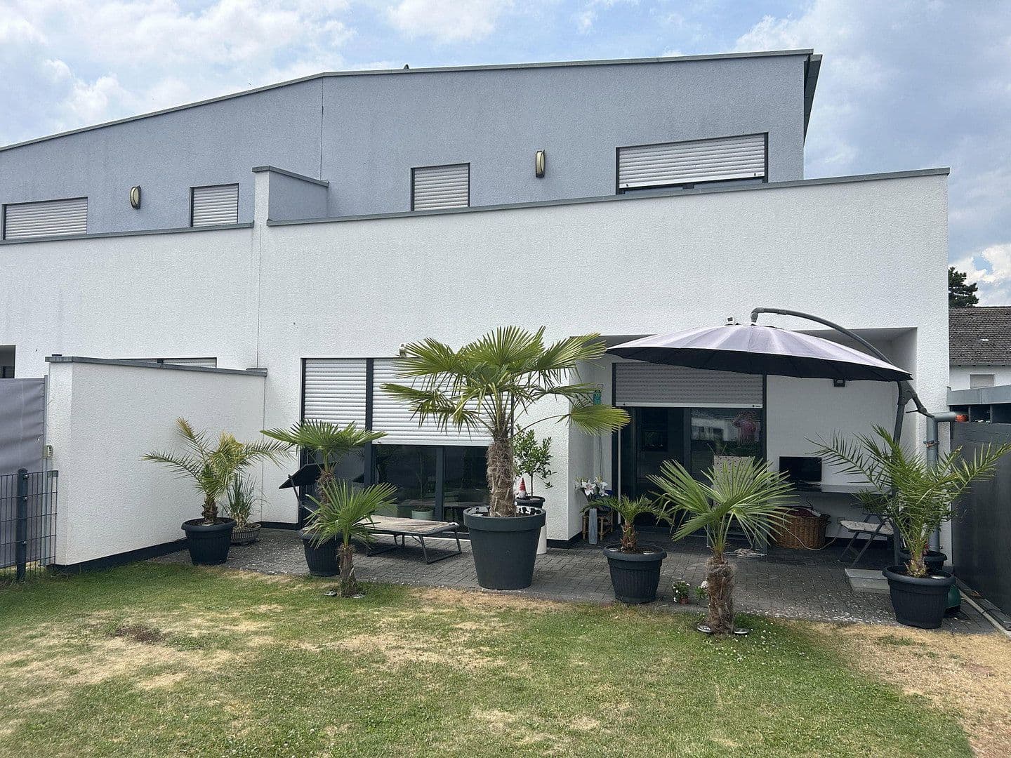 Prodej domu 137 m², pozemek 285 m², Mechernich, Severní Porýní-Vestfálsko Prodej domu 137 m², pozemek 285 m², Mechernich, Severní Porýní-Vestfálsko