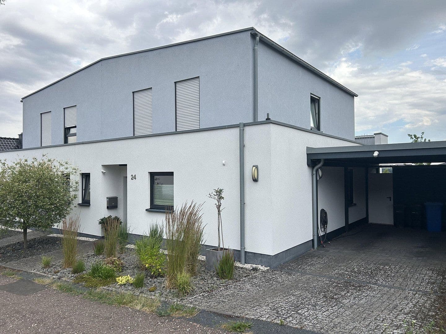 Prodej domu 137 m², pozemek 285 m², Mechernich, Severní Porýní-Vestfálsko Prodej domu 137 m², pozemek 285 m², Mechernich, Severní Porýní-Vestfálsko