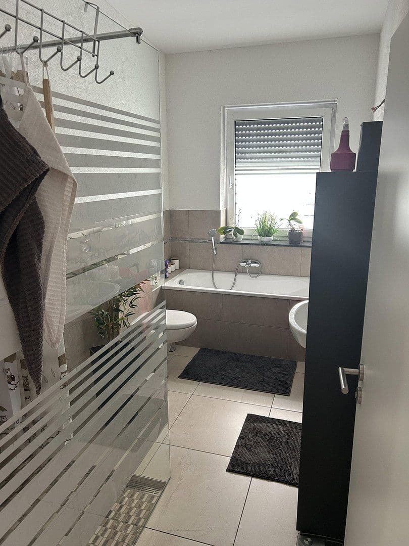 Prodej domu 137 m², pozemek 285 m², Mechernich, Severní Porýní-Vestfálsko Prodej domu 137 m², pozemek 285 m², Mechernich, Severní Porýní-Vestfálsko