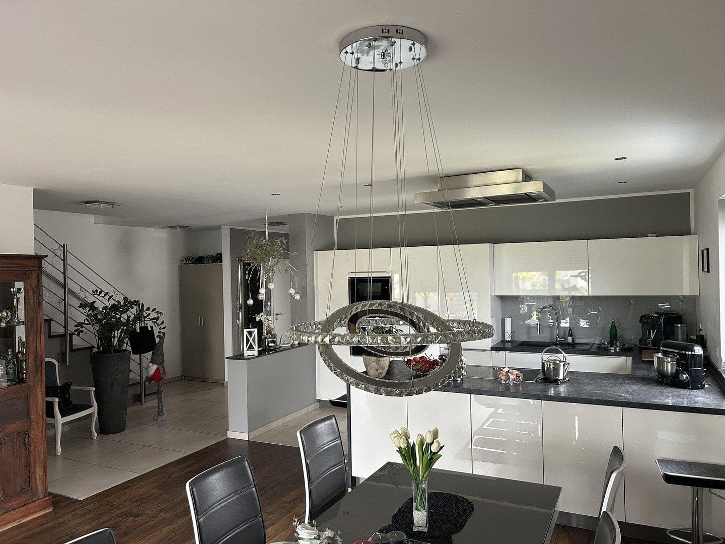Prodej domu 137 m², pozemek 285 m², Mechernich, Severní Porýní-Vestfálsko Prodej domu 137 m², pozemek 285 m², Mechernich, Severní Porýní-Vestfálsko