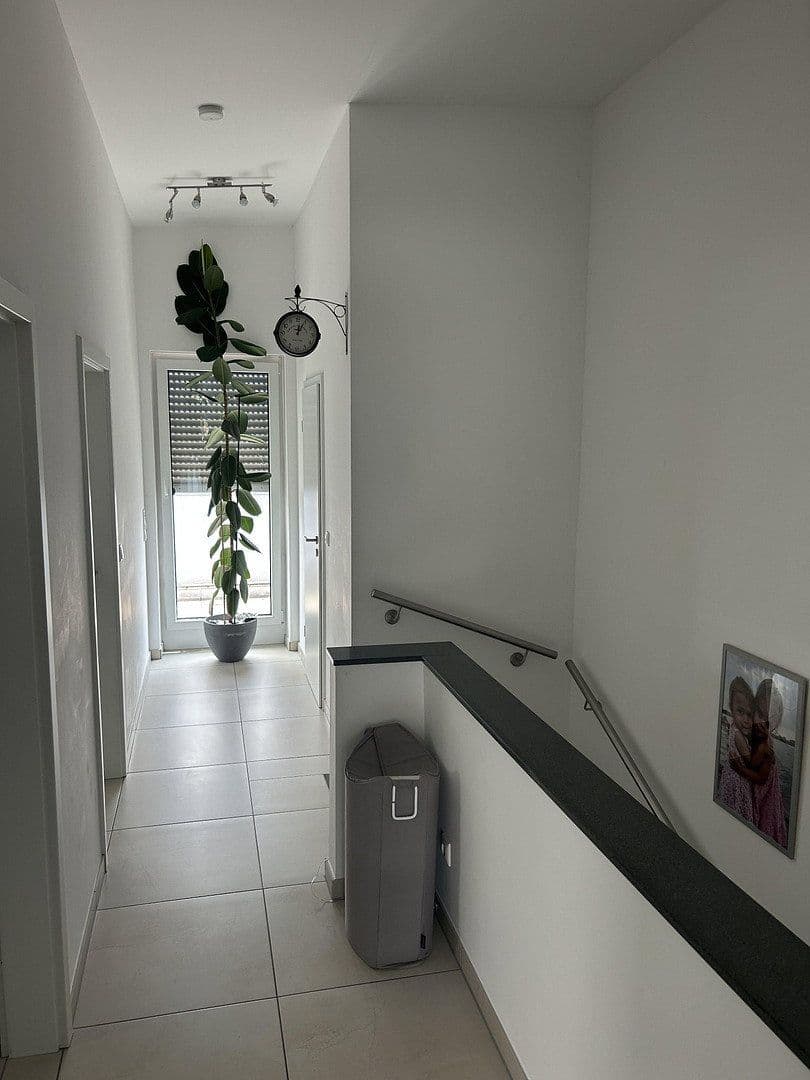 Prodej domu 137 m², pozemek 285 m², Mechernich, Severní Porýní-Vestfálsko Prodej domu 137 m², pozemek 285 m², Mechernich, Severní Porýní-Vestfálsko