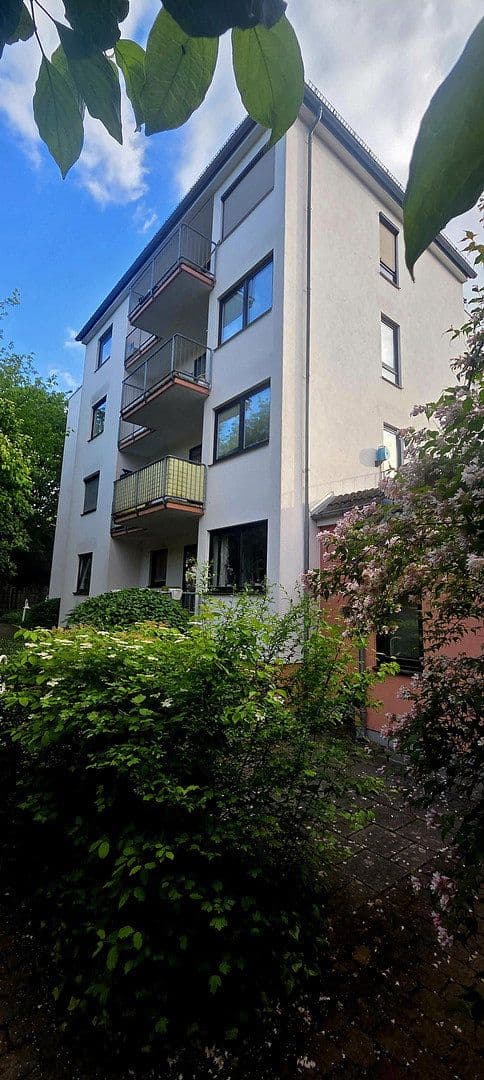 Pronájem bytu 2+1 64 m², Marienthalerstr.10, Wiesbaden, Hessen Pronájem bytu 2+1 64 m², Marienthalerstr.10, Wiesbaden, Hessen