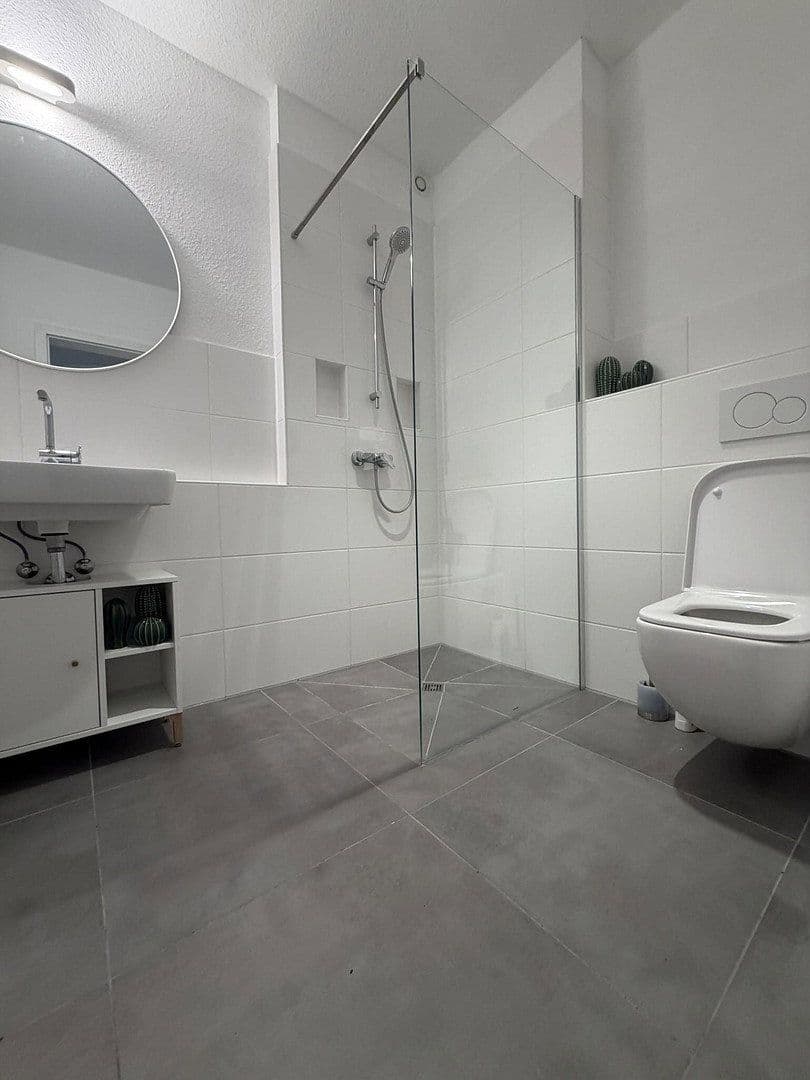 Pronájem bytu 1+1 35 m², Lavesstr. 76, Hannover, Dolní Sasko Pronájem bytu 1+1 35 m², Lavesstr. 76, Hannover, Dolní Sasko